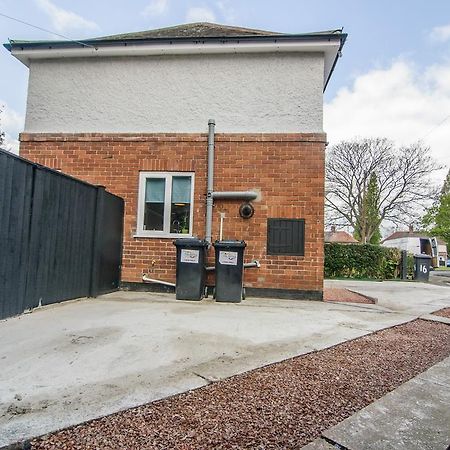 Warren House Leilighet Doncaster Eksteriør bilde
